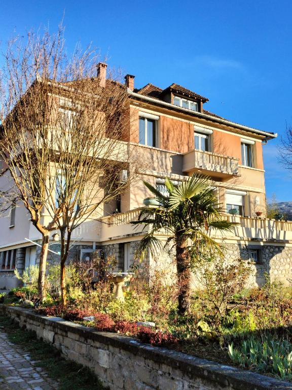 Le Gîte des Trois Seigneurs - B&B Rabat-les-Trois-Seigneurs