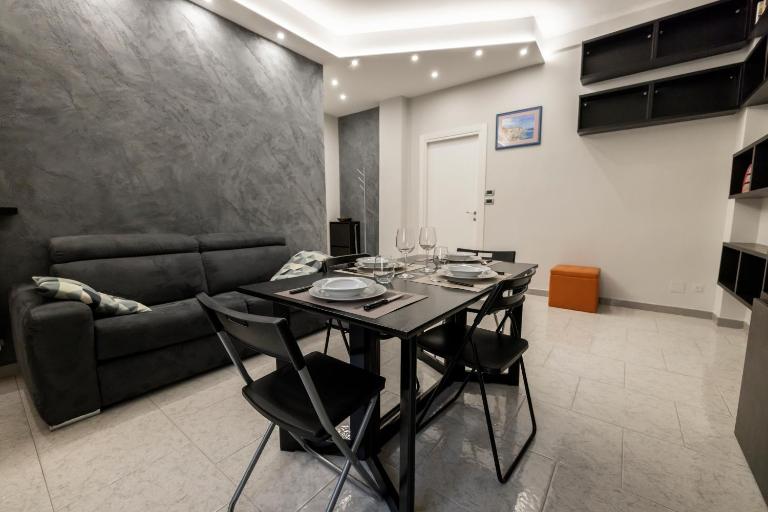 Tra Porta Susa e Piazza Statuto -Cortile Interno- - Bed and Breakfast Turijn
