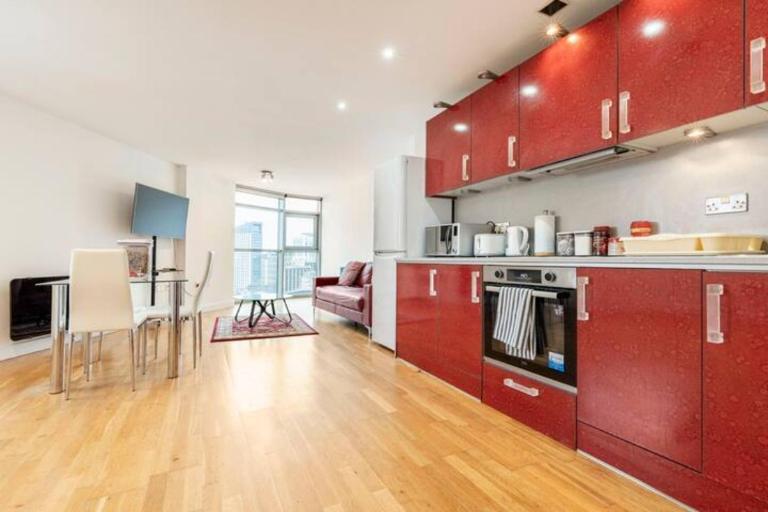 Cardiff city apartment 2 - B&B Cardiff