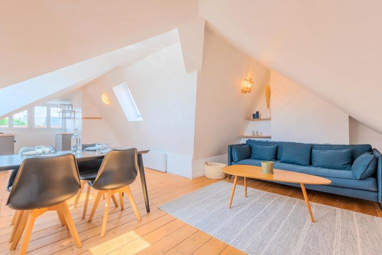Bright one bedroom next to Wazemmes market - B&B Lille