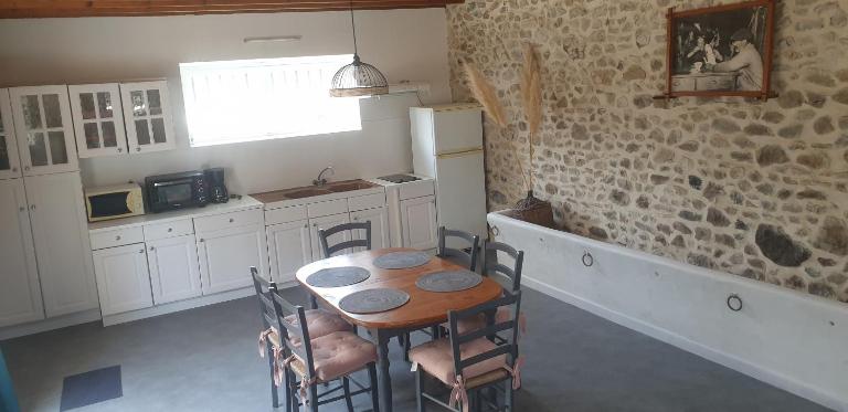 Maison en pierres à 1200m de la mer - B&B Agon-Coutainville