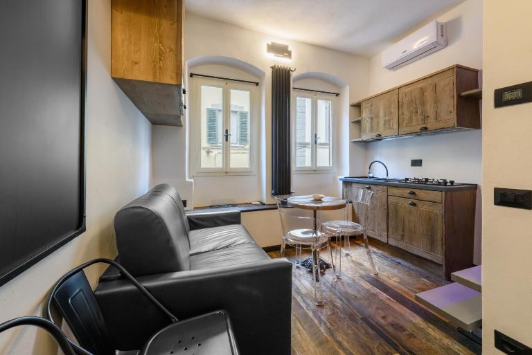 Loft 42 by Mmega - B&B Firenze