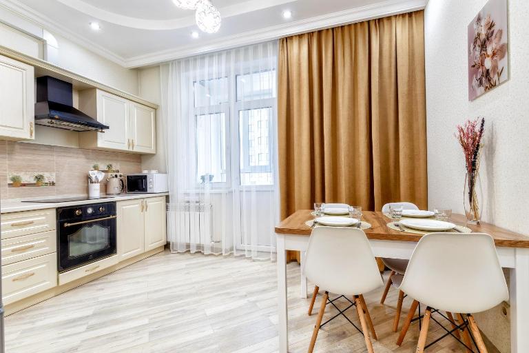 Люкс апартаменты до ЭКСПО 1 минута ходьбы - B&B Astana