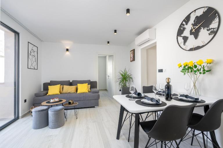 Apartman Nela Srebreno - B&B Mlini