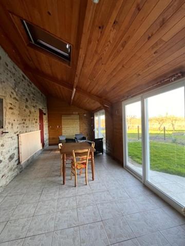Gîte "Les Faucons" - Ferienwohnung Pré-en-Pail