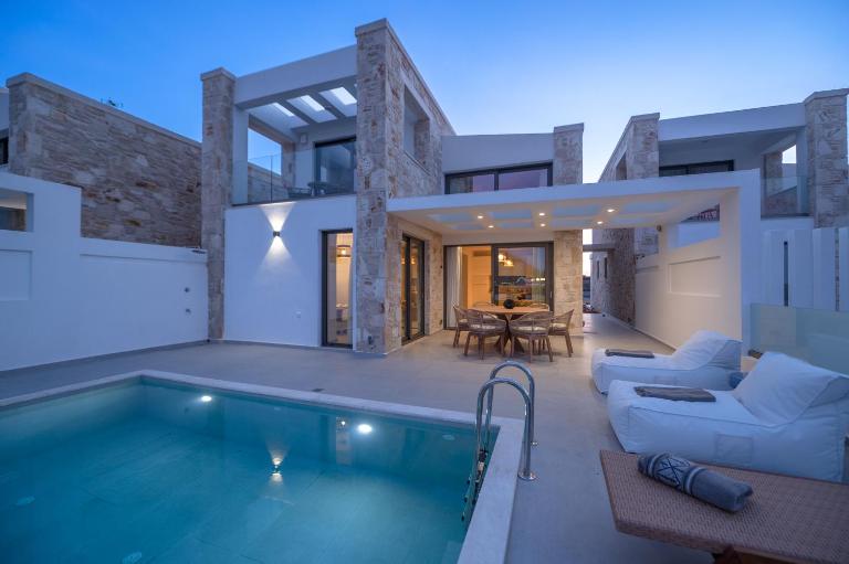 Joy's Villas - B&B Stavros