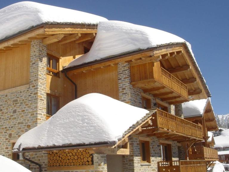 Chalet Lè Lodzé - Pieds des pistes - Chambres d'hôtes La Rosière