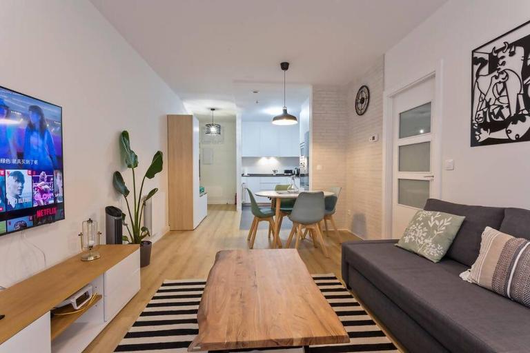 Zubietetxea nuevo con garage urbano gratis - B&B Bilbao