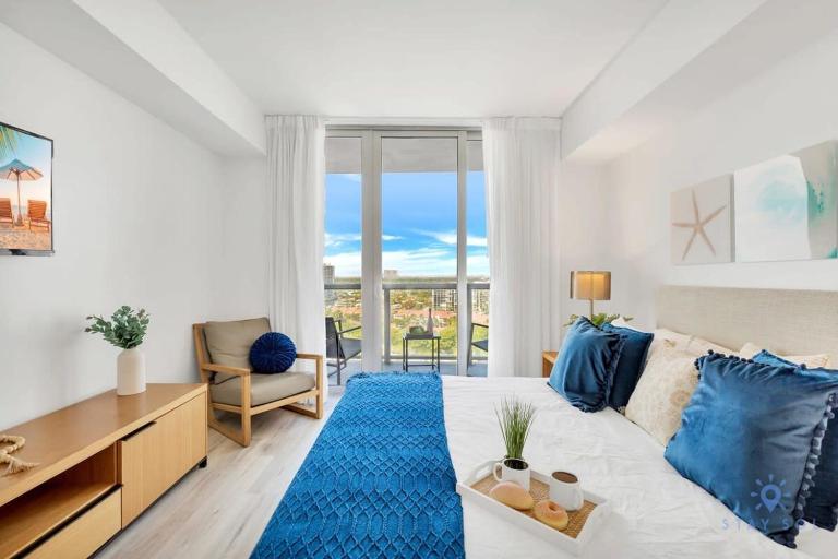 Amazing Pool - Apartment with Balcony and Gym - B&B Hallandale Beach
