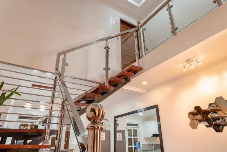 Strata Homes- Luxurious 2- Storey Townhouse - Bed and Breakfast Baguio City