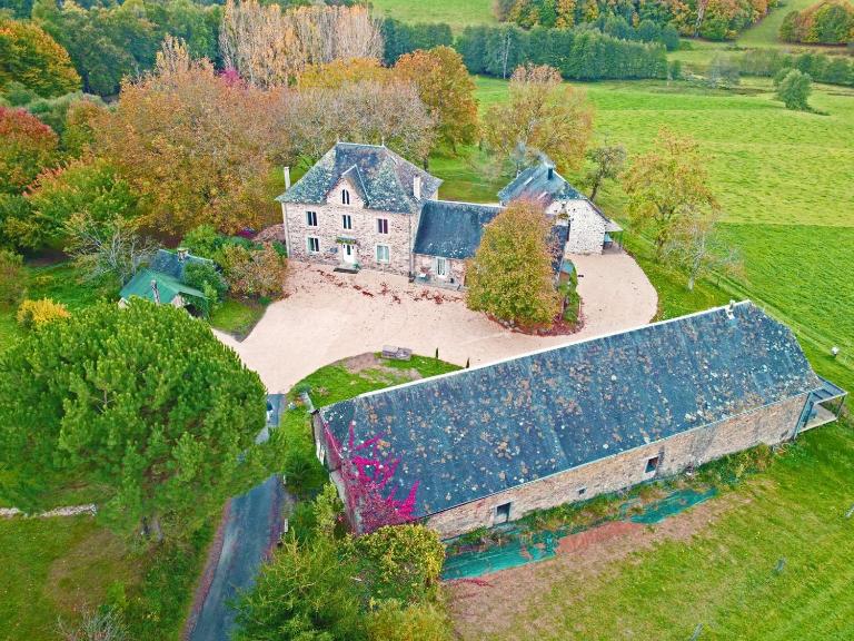 Domaine de la Clauzade (Gite) - B&B Saint-Germain-les-Vergnes