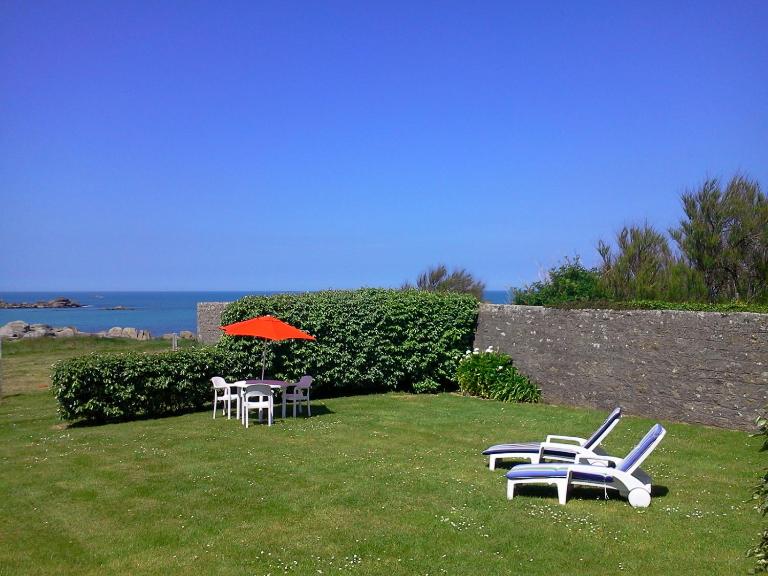 Maison reposante face à la mer avec accès plage - B&B Plouescat