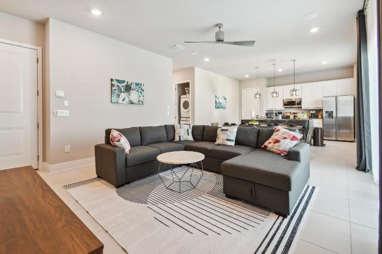 Stunning New Condo Close to Disney World - B&B Kissimmee