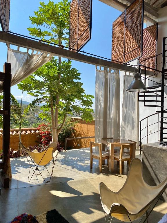 LOFT SAJA. Diseño en tapia pisada contemporáneo - Bed and Breakfast Barichara
