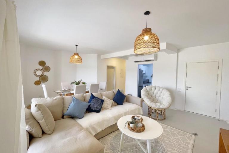 Charming & Beautifully Styled 3BDR Swan Lake Gouna - B&B Hurghada