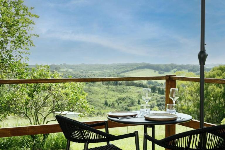The Honey Barn, Wabi-Sabi Cottage Byron Hinterland - Bed and Breakfast Clunes