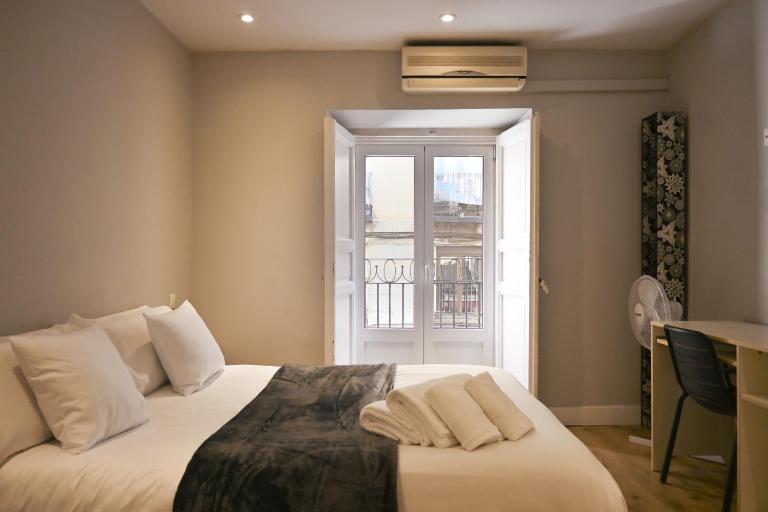 For You Rentals Apartment TEMPORAL Madrid Cava Baja-La Latina CBA361 - B&B Madrid