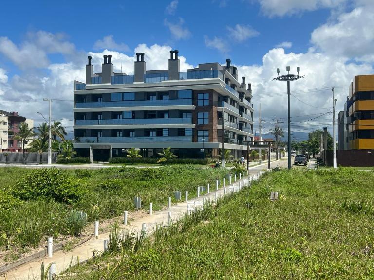 Studio 106 Pé na Areia Smart Costa Azul! Matinhos - Bed and Breakfast Matinhos