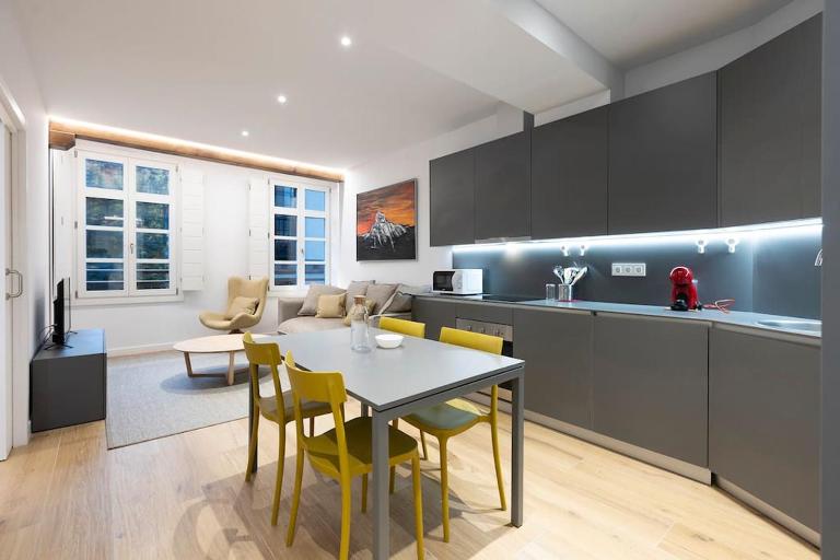 Alde-zahar. Basquenjoy - Ferienwohnung Hondarribia