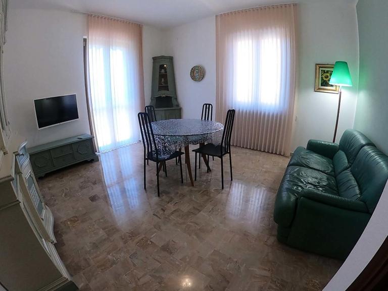Apartment Superiore a 950 metri dal mare - B&B Albisola Superiore