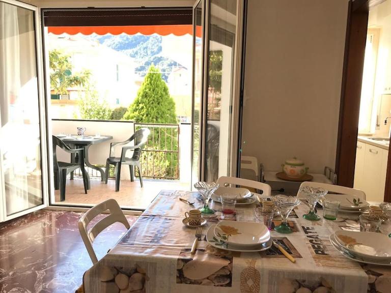 Three rooms close to the sea and services - B&B Riva Trigoso