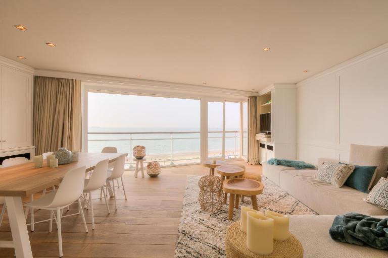 4e verdiep appartement met zeezicht in Knokke voor max 7 personen - Bed and Breakfast Knokke-Heist