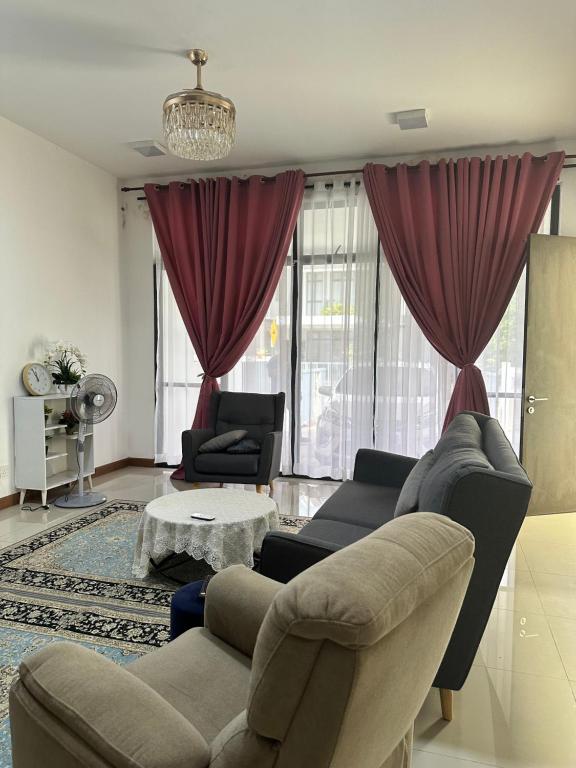 AJ Homestay @ Kotasas - B&B Kuantan
