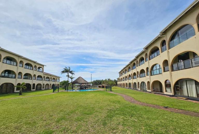 16 Cabanas Del Mar Winklespruit KZN South Coast - B&B Kingsborough
