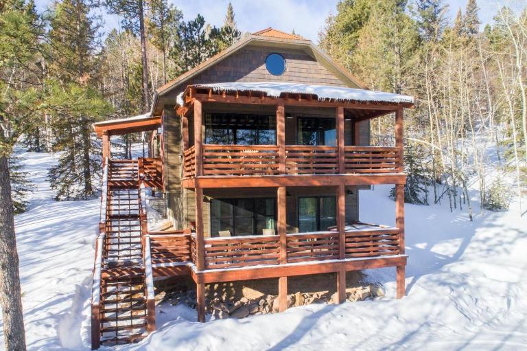 Little Badger Lodge - B&B Lead