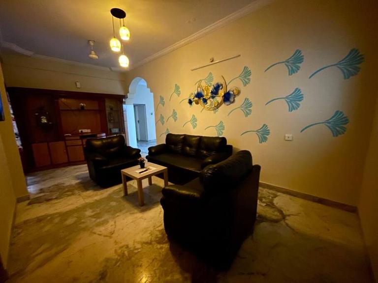 Beautiful 3bhk at Hitechcity - Chambres d'hôtes Kondāpur