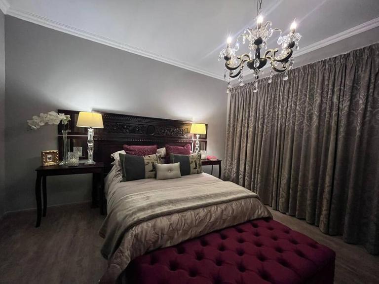 Hillside Manor - B&B Dalmada