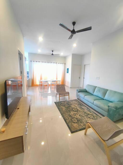 Happy Home 3BHK Condo - Muttukadu ECR - B&B Chennai