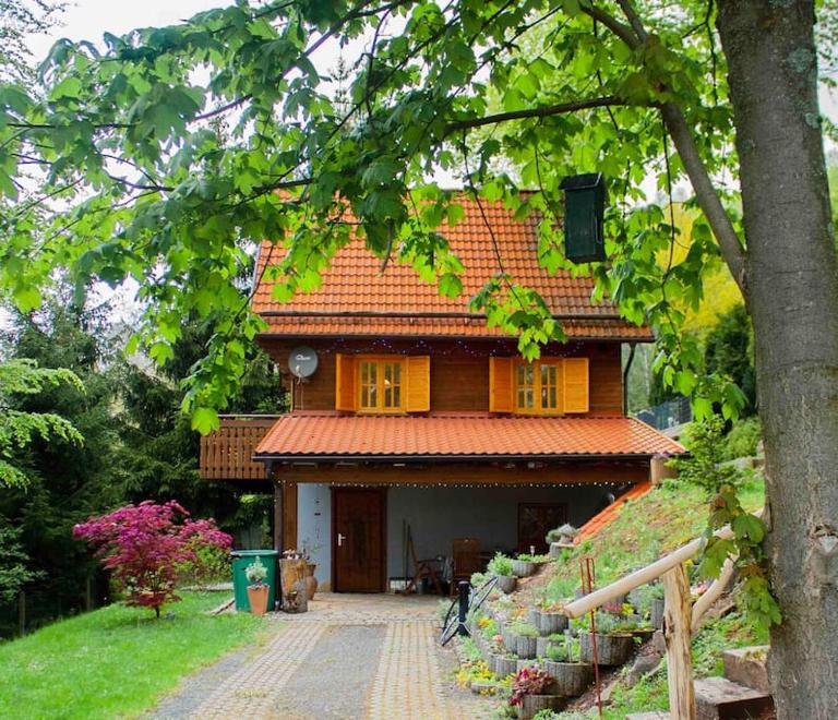 Ferienhaus Sonnenblick Entspannung mit Sauna Kamin und Balkon - Chambres d'hôtes Sonneberg