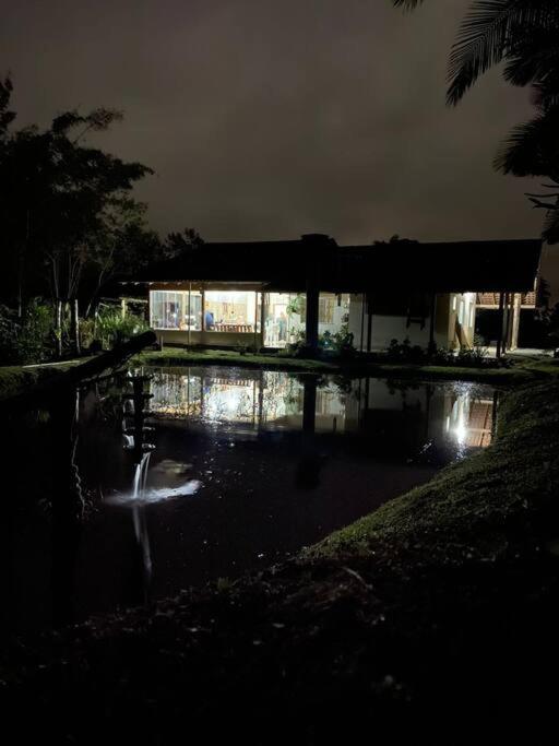 casa do lago, paz e sossego. - B&B Guaramirim