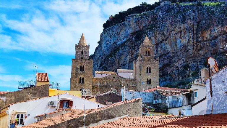 Tra i tetti del borgo - B&B Cefalù