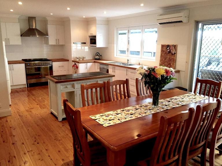 Molly's on Mount View - Walk to 3 Cellar Doors - B&B Cessnock