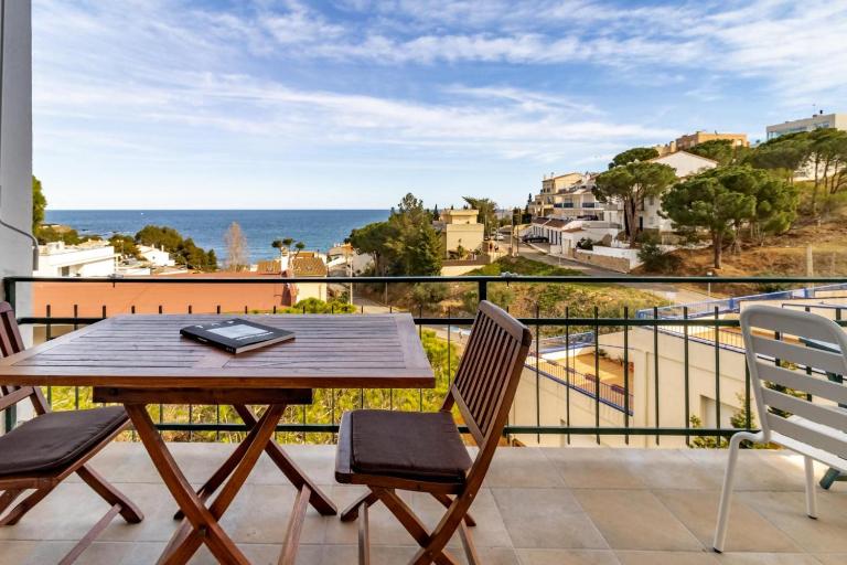 Les Tonyines 67 - Apartamento con vistas y terraza - Chambres d'hôtes Llançà