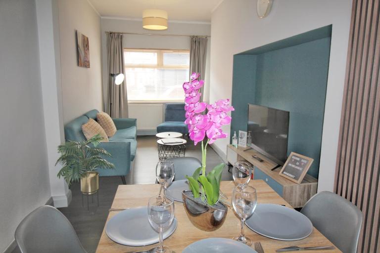 Anjore House - Modern House in Belfast City - Chambres d'hôtes Belfast