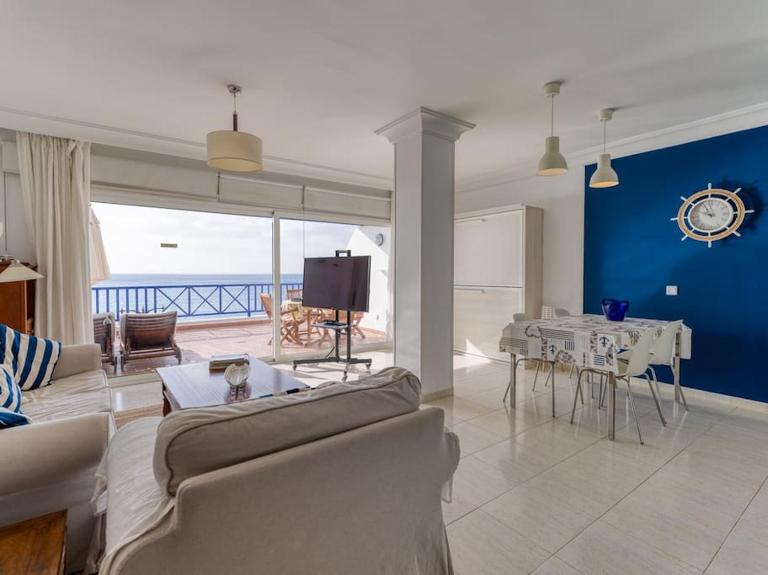 Los Erizos (Apartamento en primera Linea de mar) - B&B spiaggia di Blanca