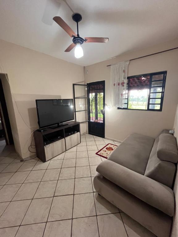 Casa Pousada dos Ypês - Bed and Breakfast Artur Nogueira