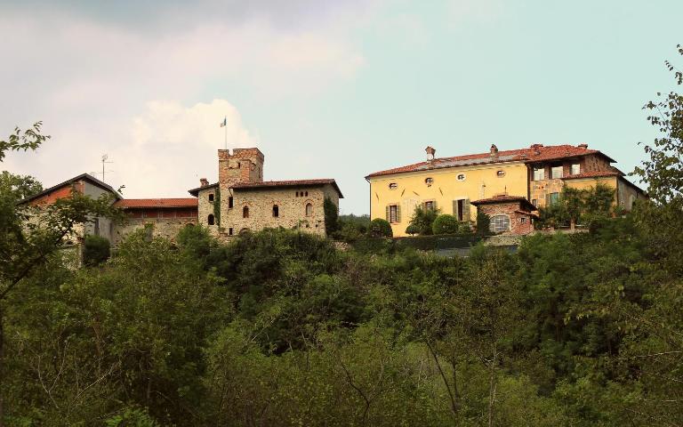 Castello Di Strambinello - Chambres d'hôtes Strambinello