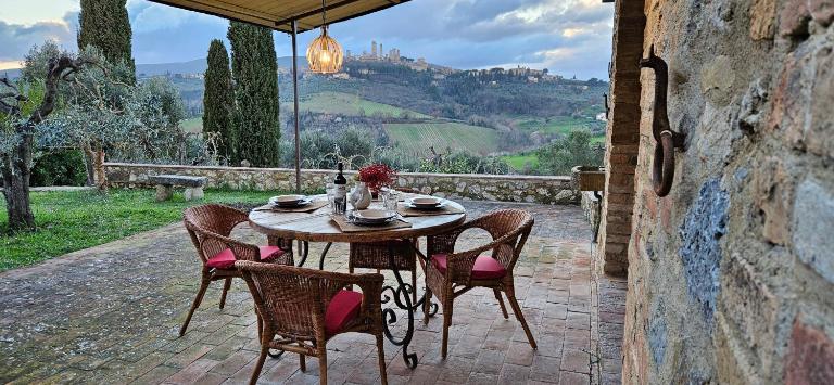 Casale Esclusivo con Piscina e Vista su San Gimignano - Ferienwohnung San Gimignano