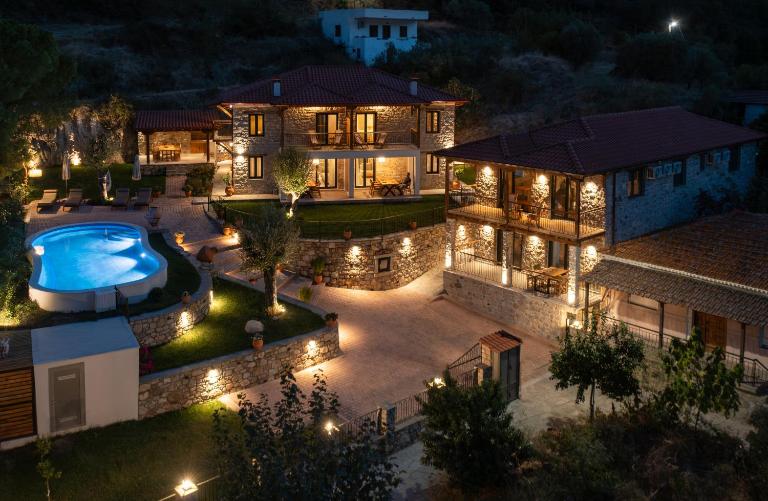 Lithos Villas Apollon - B&B Sykia