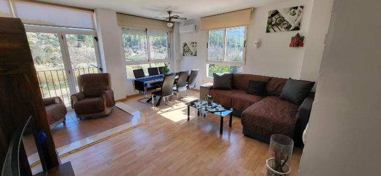 APARTAMENTO VISTASALRIO ADRIANA,Montanejos - B&B Montanejos
