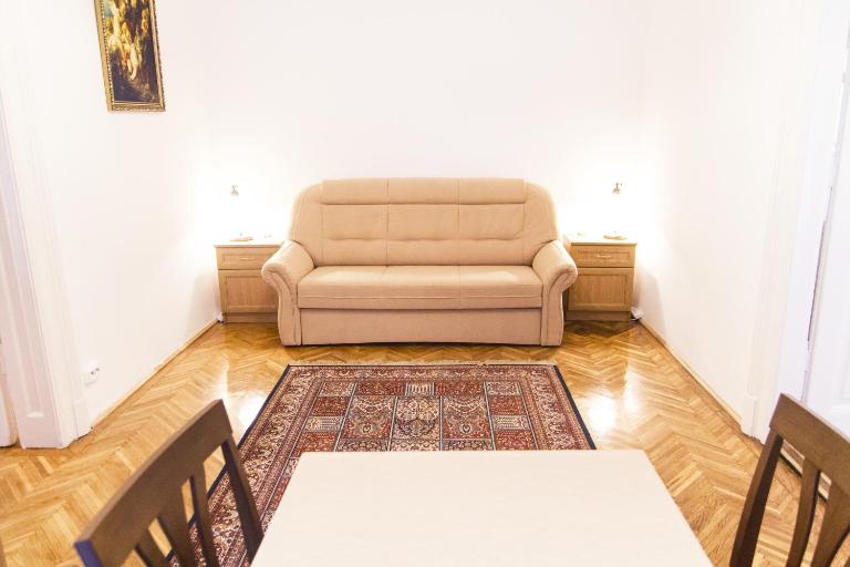 Authentic Budapest Apartment - Chambres d'hôtes Budapest