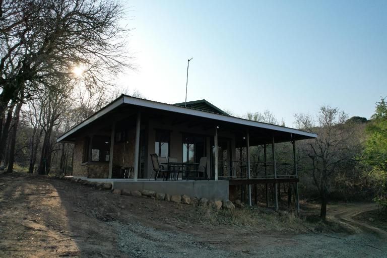 Tamboti Lodge - Zulweni Private Game Reserve - Chambres d'hôtes Heatonville