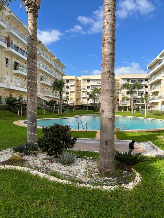 Bouznika Beach appartement de luxe avec piscine - Chambres d'hôtes Bouznika