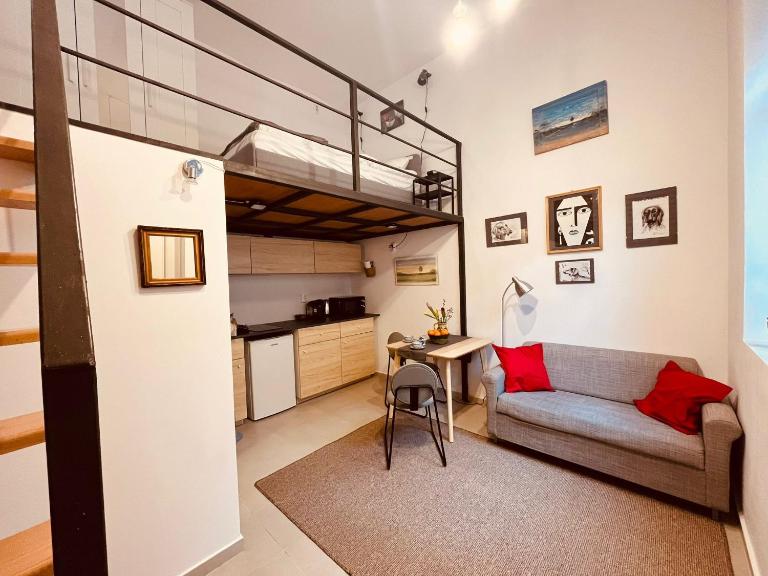Eroilor Art Studio - Ferienwohnung Klausenburg