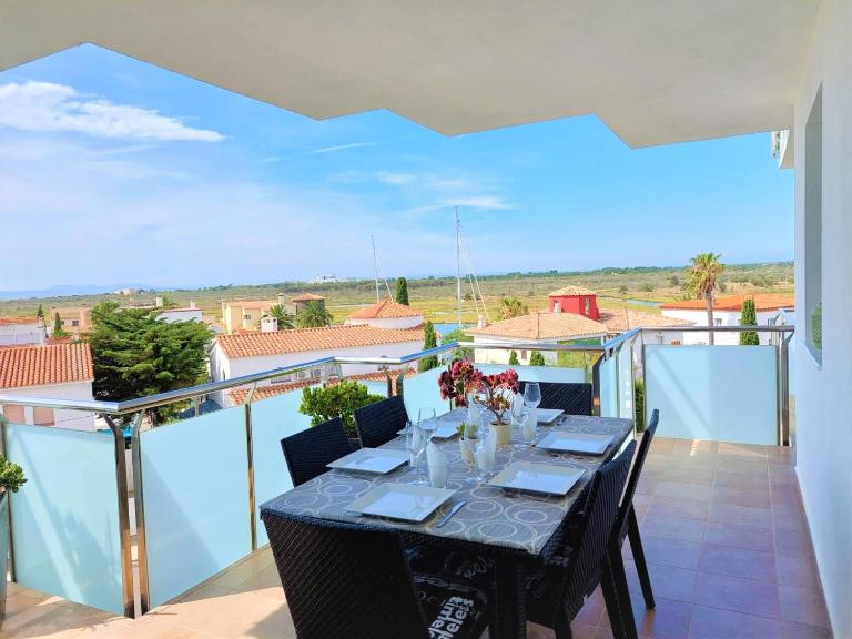 Royal Marine 2 314 Roses - Immo Barneda - B&B Empuriabrava