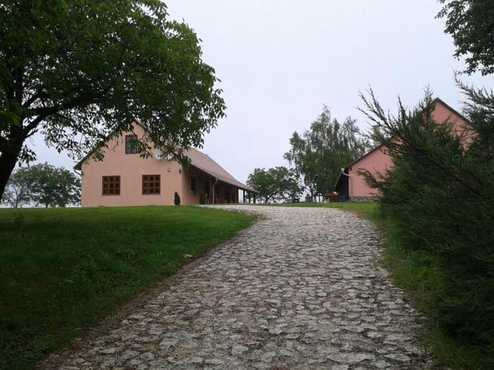 Vadaspuszta Vendeghaz - Bed and Breakfast Csatka